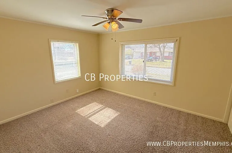 1892 Capri St — Photo 5