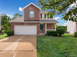 836 Wayland Dr, O'Fallon, MO 63366