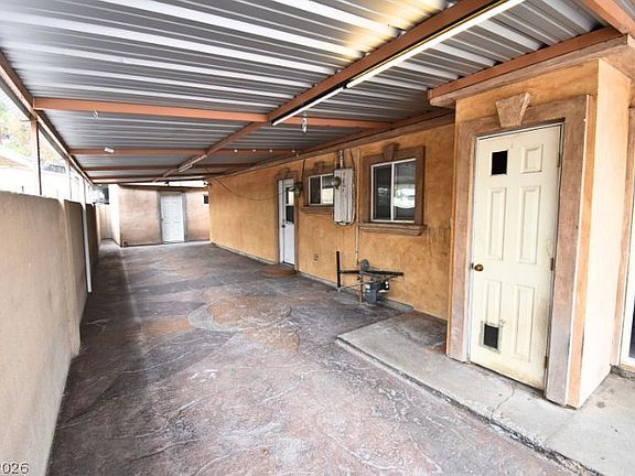 4th image of 2212 Wengert Ave