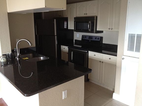 3rd image of 2550 N Alafaya Trl APT 4303
