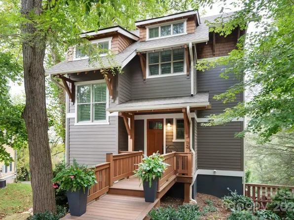 12 Sunset Dr, Asheville, NC 28804