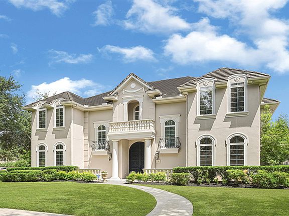 2nd image of 3 Waterford Pointe Cir