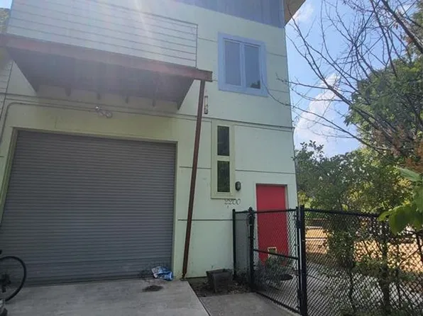2200 Curtis Avenue