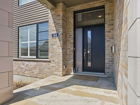 3rd image of 1061 Eagletrace Dr #164