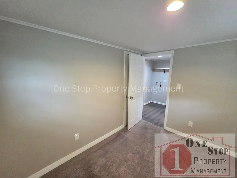 7816 Kessler Ln — Photo 12