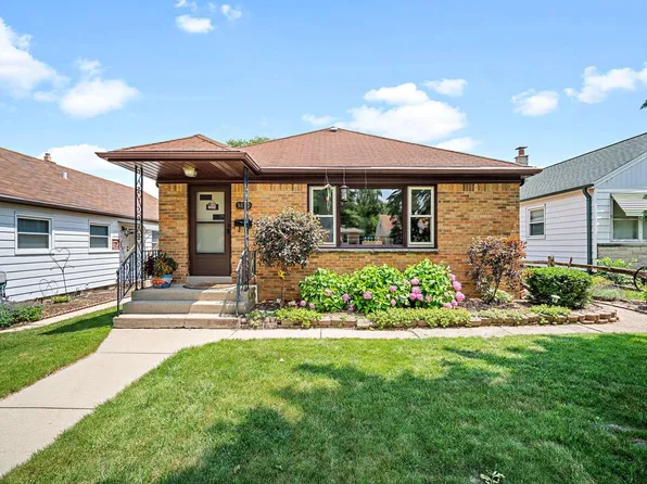 3830 North 82nd STREET, Milwaukee, WI 53222