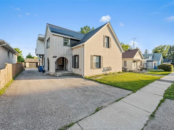 143 Wellington St, Essex, ON N0R 1G0