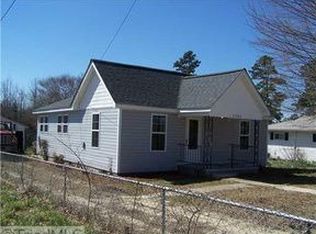 4006 Upper Lake Rd, Thomasville, NC 27360