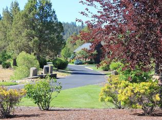 1132 Paper Birch Way, Klamath Falls, OR 97601