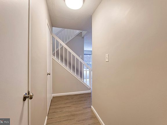 4th image of 2105 Old Landing Way