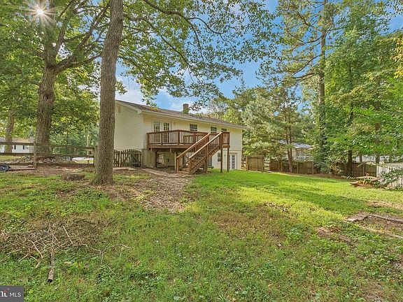 4th image of 21525 Lynn Dr