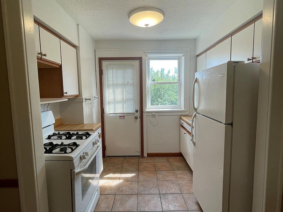 1st image of 1024 Kenmore Ave