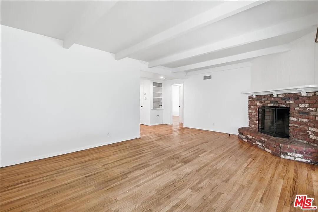 3 bed, 2.0 bath, 1473 sqft, $5,295 — Photo 2