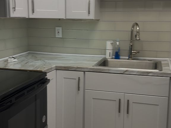 5th image of 4755 SW 43rd Ter #4751