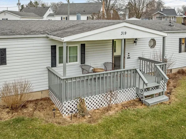 319 N Turner St, Davis, IL 61019