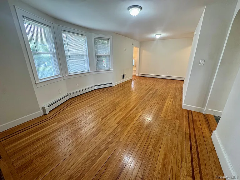 1 Allen St #1 — Photo 5