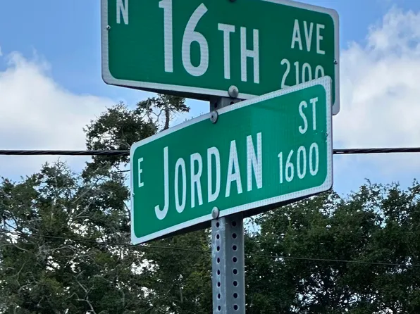 1601 E Jordan St, Pensacola, FL 32503