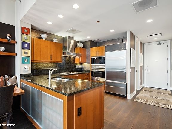 5th image of 401 N Wabash Ave Unit 49C