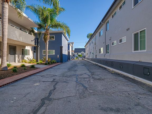 4th image of 21023 Amie Ave #2B-2Ba