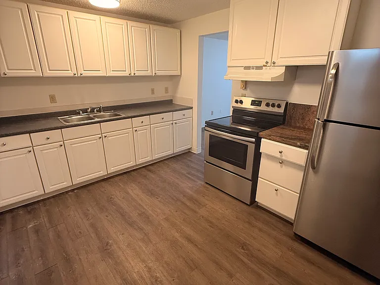 7902 146th St SW #3 — Photo 8