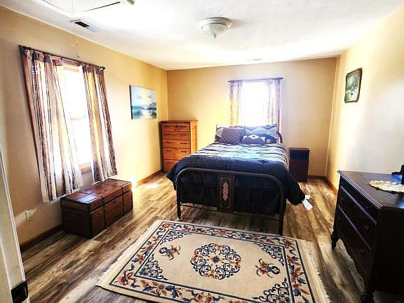 3rd image of 177 Huffman Ln