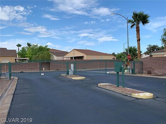 2nd image of 127 Camino Francisco