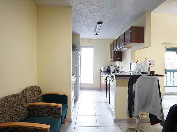 4th image of 8360 Jorine Dr