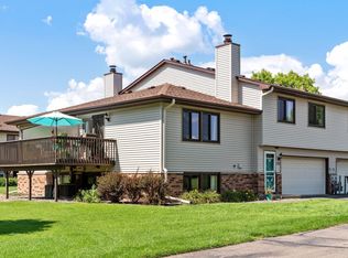 8515 S Maplebrook Cir, Brooklyn Park, MN 55445