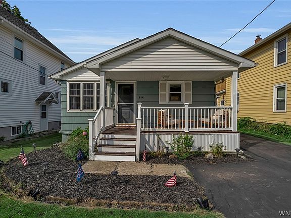 3rd image of 61A Grove Ave