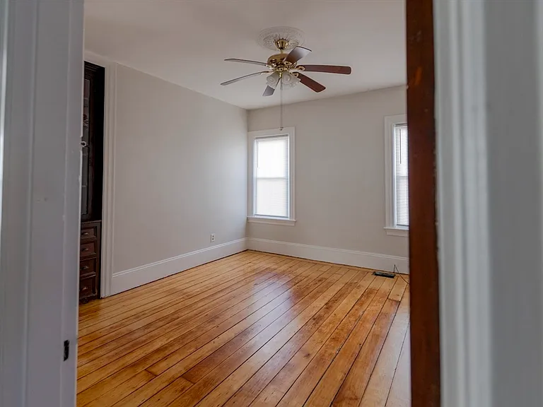 18 Meader St #1 — Photo 17