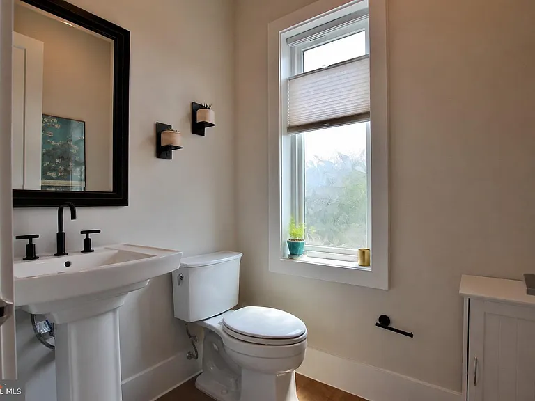 2815 Eisenhower Ave — Photo 16