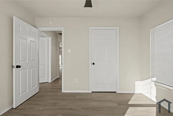 436 Carver St — Photo 5