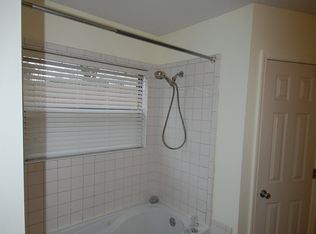 6 Meadow Oaks Ct, N Little Rock, AR 72118