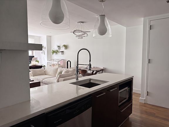 5th image of 217 51st Ave APT 518