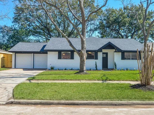 7127 Walkway St, Houston, TX 77036