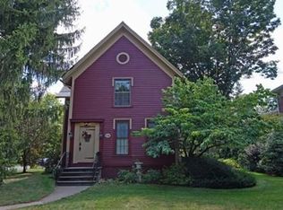 258 Main St, Easthampton, MA 01027