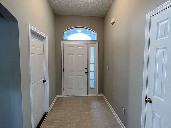 4th image of 2993 Golden Pond Blvd