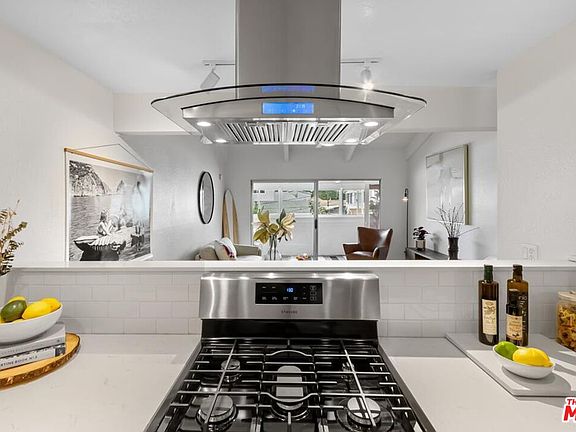 3rd image of 1843 10th St APT 7