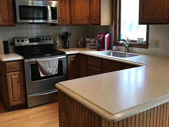 5th image of 8961 Candlewood Ln