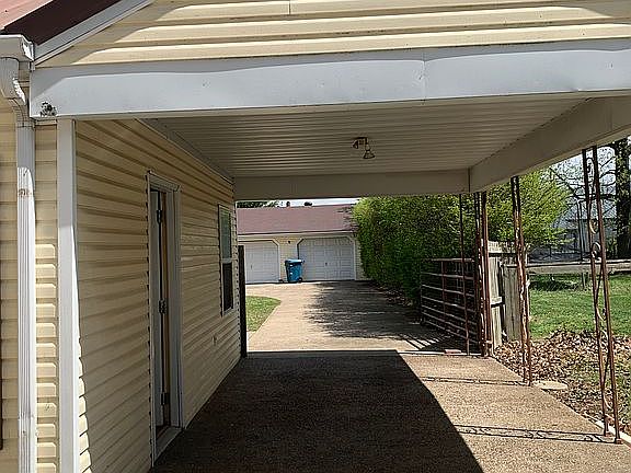 Carport