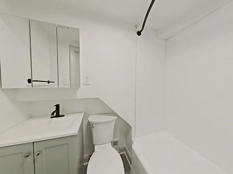 4223 Manayunk Avenue — Photo 8