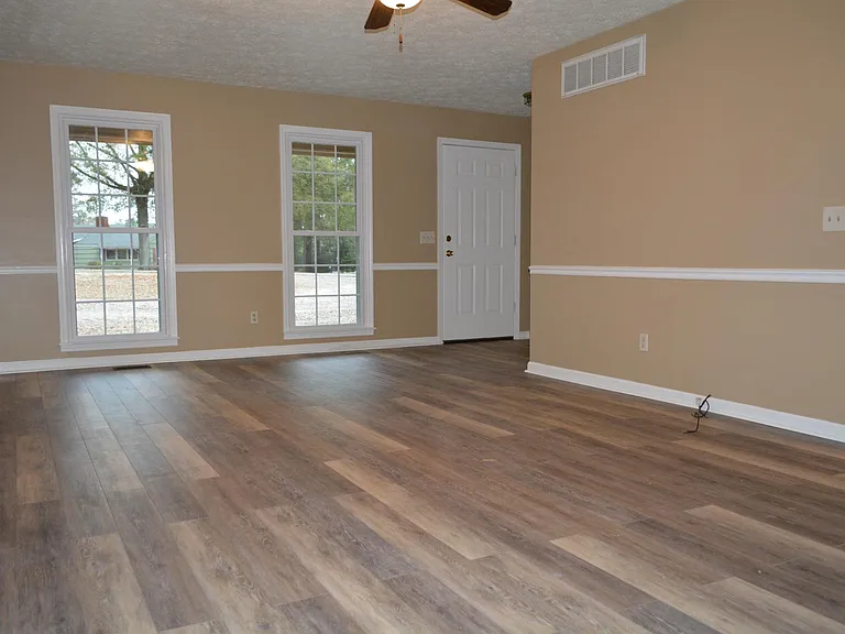 Living Room Facing front of house, unfurnished