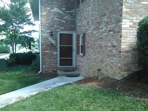 3rd image of 8602 Walutes Cir