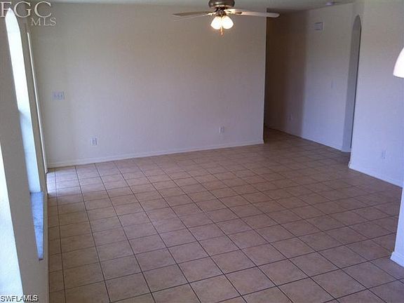 Home For Sale In Lehigh Acres
