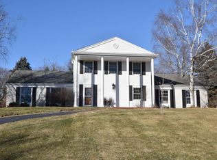 815 Russett Dr, Brookfield, WI 53045