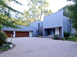 3191 Brockway St, Rolling Meadows, IL 60067