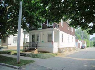 1015 Bluff Ave, Sheboygan, WI 53081