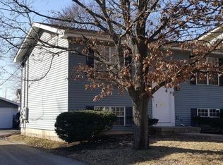 712 North St, Geneva, IL 60134