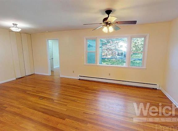 4th image of 2535 Lincoln Dr
