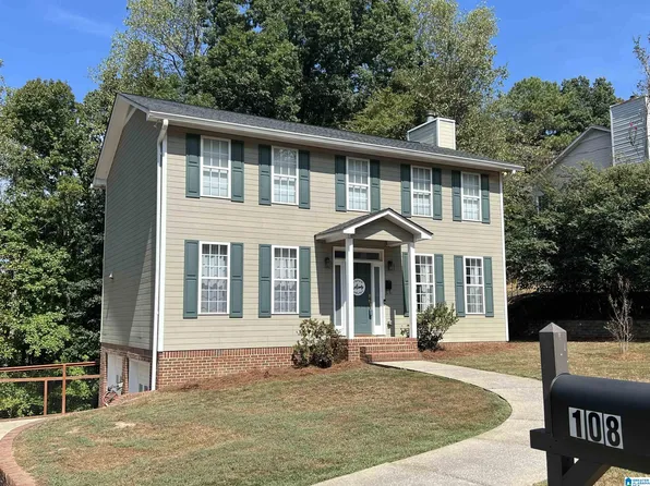 108 Loyola Cir, Helena, AL 35080